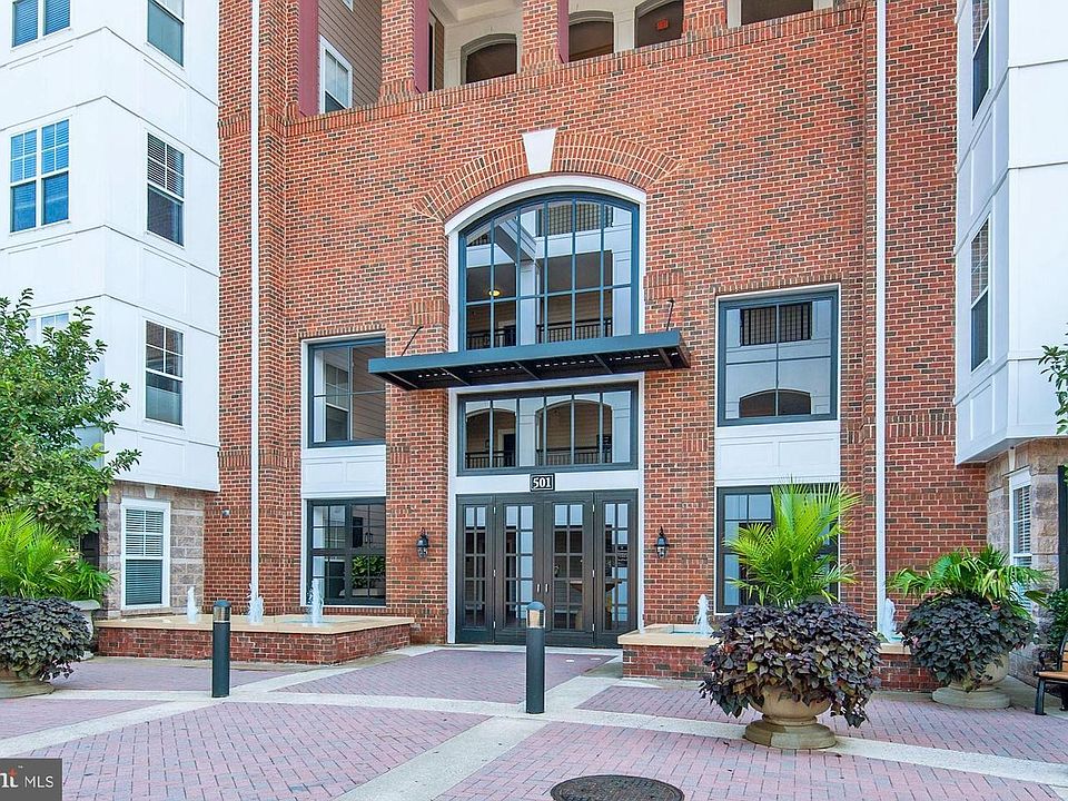 1st image of 501 Hungerford Dr APT 234