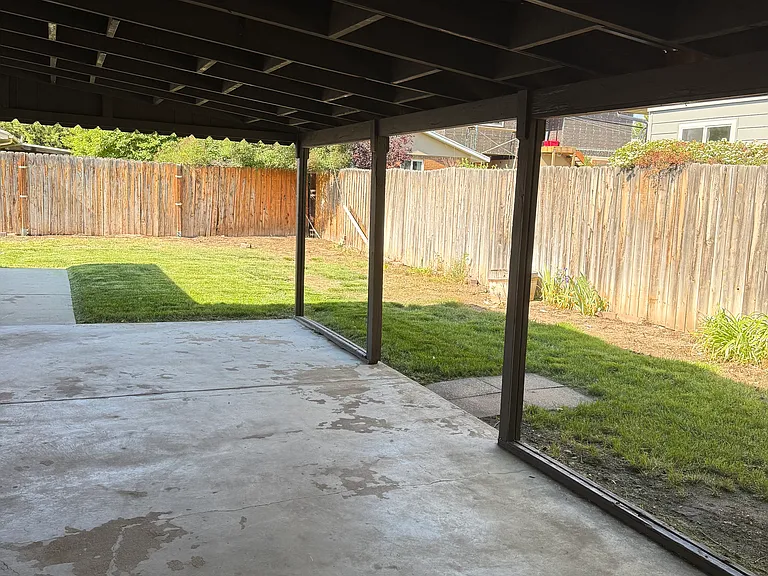 3655 S Wedgewood Rd — Photo 2