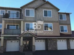 645 NW Falling Waters Ln UNIT 302, Portland, OR 97229