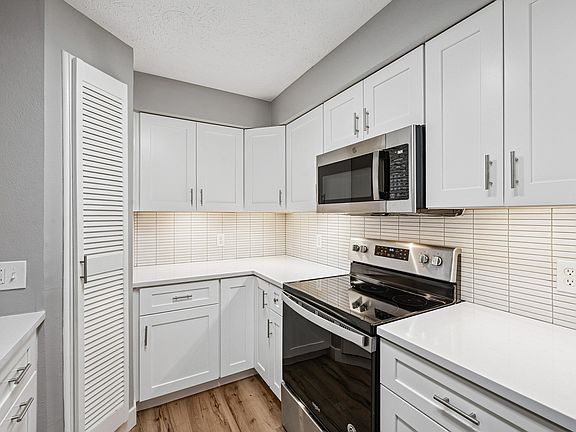 5th image of 14896 E 2nd Ave #210H