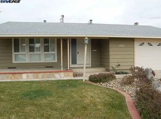 40876 Sundale Dr, Fremont, CA 94538