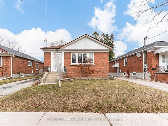 2nd image of 30 Yorkshire Rd