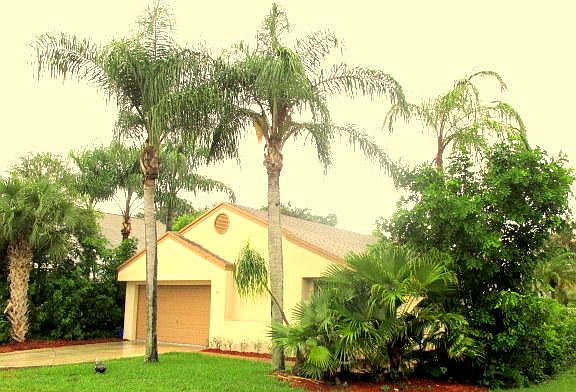 2nd image of 6 Redford Dr