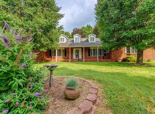 4287 Bonsack Rd, Roanoke, VA 24012