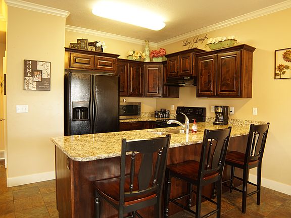 Granite and Knotty Alder