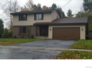 471 Brookshire Rd, Youngstown, NY 14174