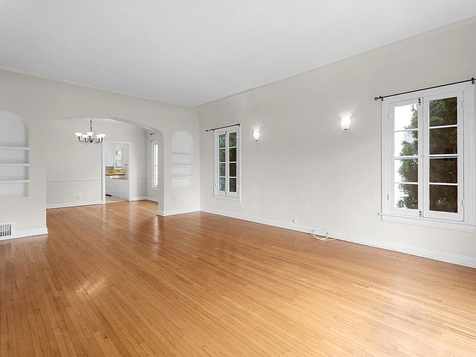 1st image of 429 N Gardner St #431.5