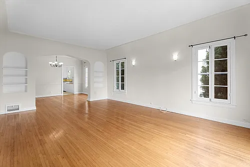 429 N Gardner St #431.5 Photo 1