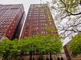 415 W Aldine Ave APT 2C, Chicago, IL 60657