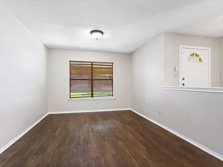 9919 Alexa Pl — Photo 6