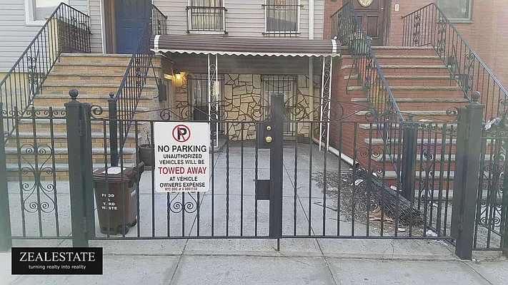 Rented by ZealEstate Group Inc | media 48