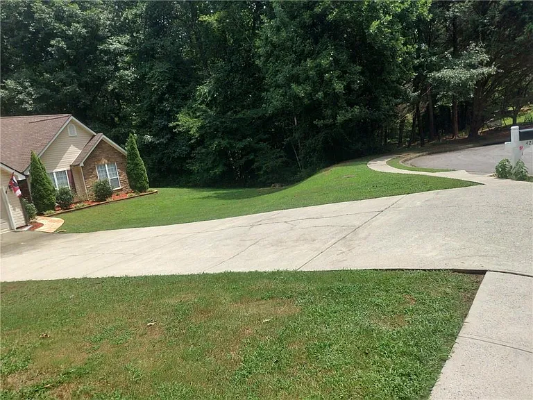 4215 Hamilton Walk Dr — Photo 17