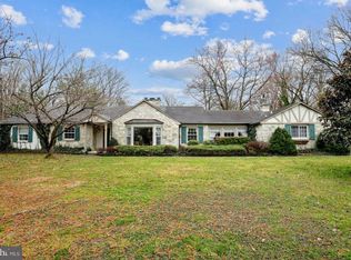 322 Bridgeboro Rd, Moorestown, NJ 08057