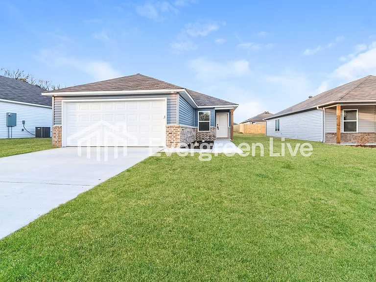 20 Maddison Rachael — Photo 1