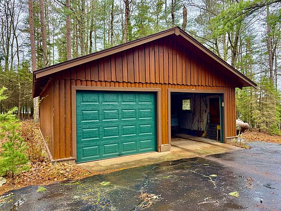 3rd image of 5860 Boot Lake Rd