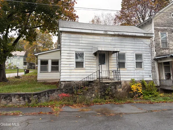 11 Gilmore Street, Whitehall, NY 12887