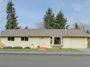 125 SE 8th St, Troutdale, OR 97060