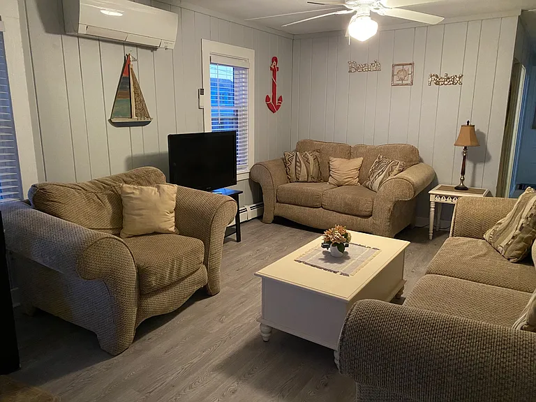 656 Atlantic Ave — Photo 30