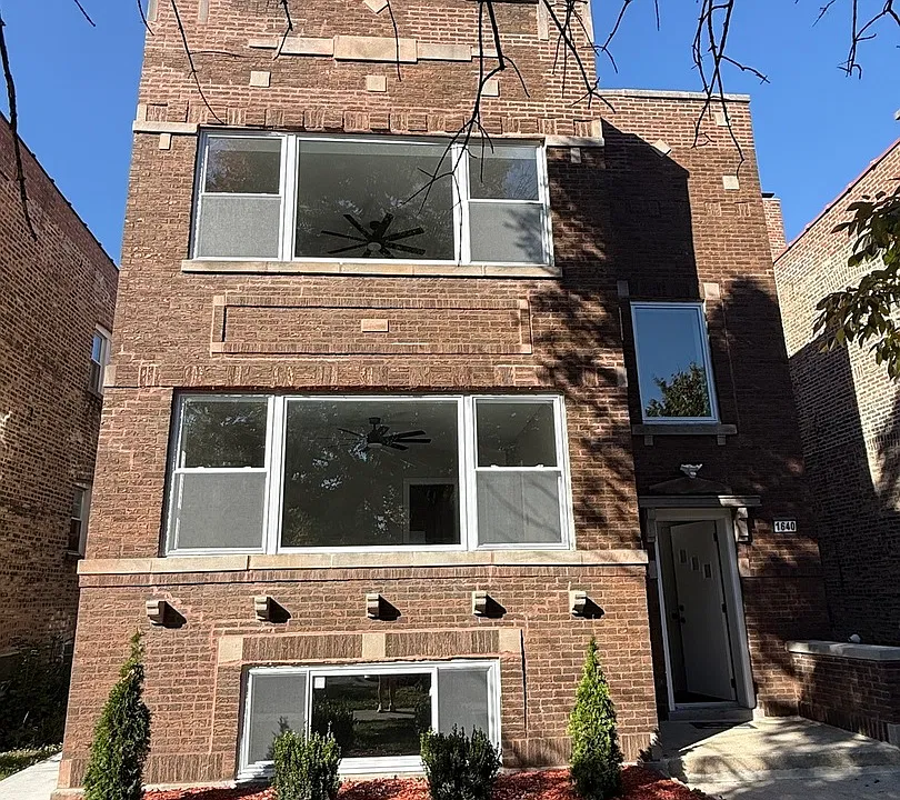 1640 Elmwood Ave #2