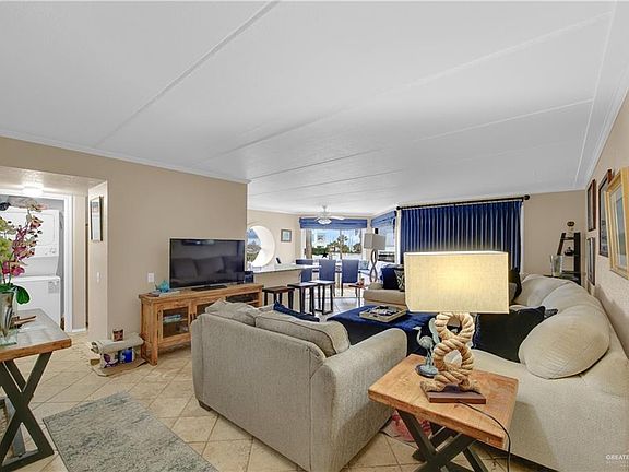 3rd image of 220 W Cora Lee Dr #107