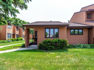 2209 4th Ave S, Moorhead, MN 56560