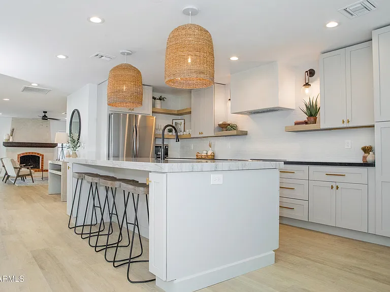 6302 E Winchcomb Dr — Photo 13
