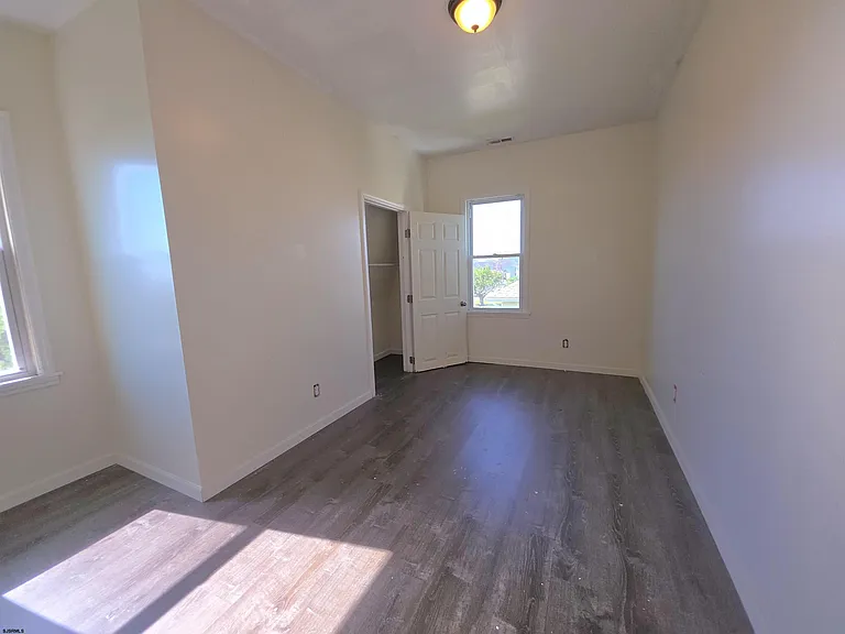 1404 Madison Ave — Photo 18