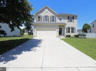 17 Rembrandt Way, Mays Landing, NJ 08330