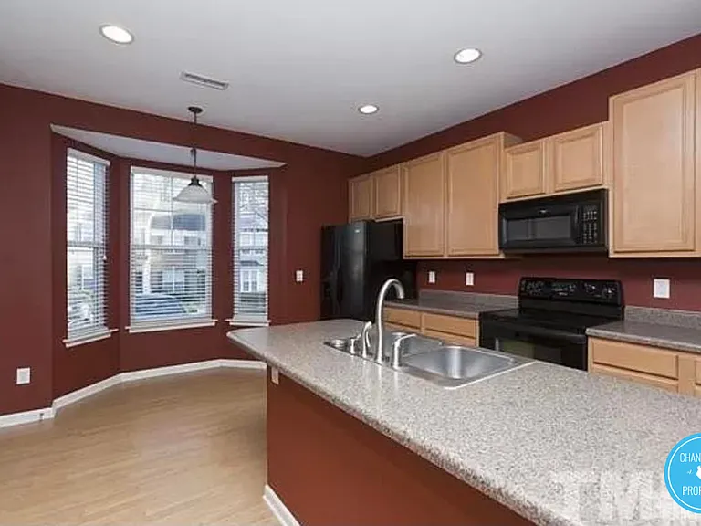8821 Camden Park Dr #1 — Photo 3