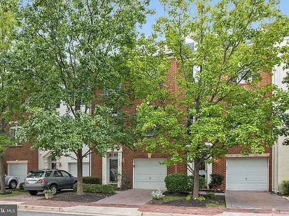 2nd image of 5024 Grimm Dr