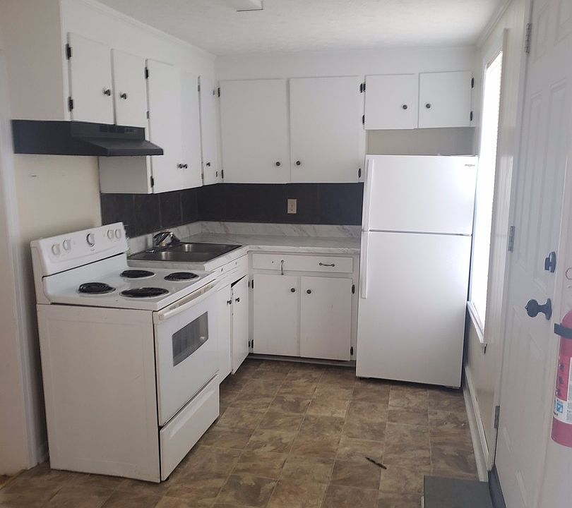 1st image of 900 Washington St NW #1B-1BA