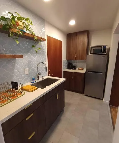 1424 SE Rogue Dr #D — Photo 5