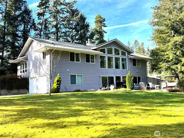 3201 318th Street, Ocean Park, WA 98640