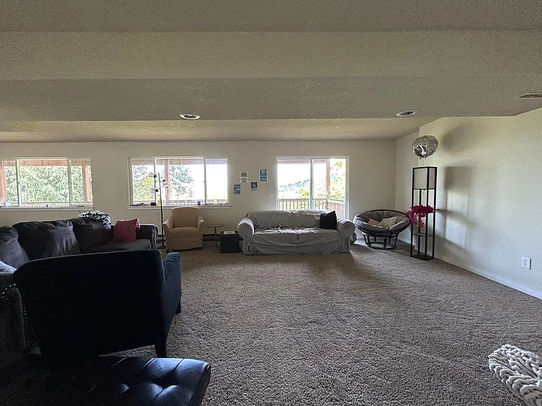 213 Bayside Rd — Photo 26
