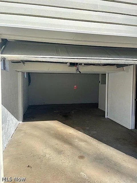 2 bed, 1008 sqft, $1,300 — Photo 4