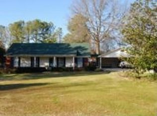 1230 W Ash St #A, Iuka, MS 38852