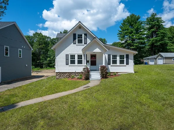 35 Nyland St, Worcester, MA 01607