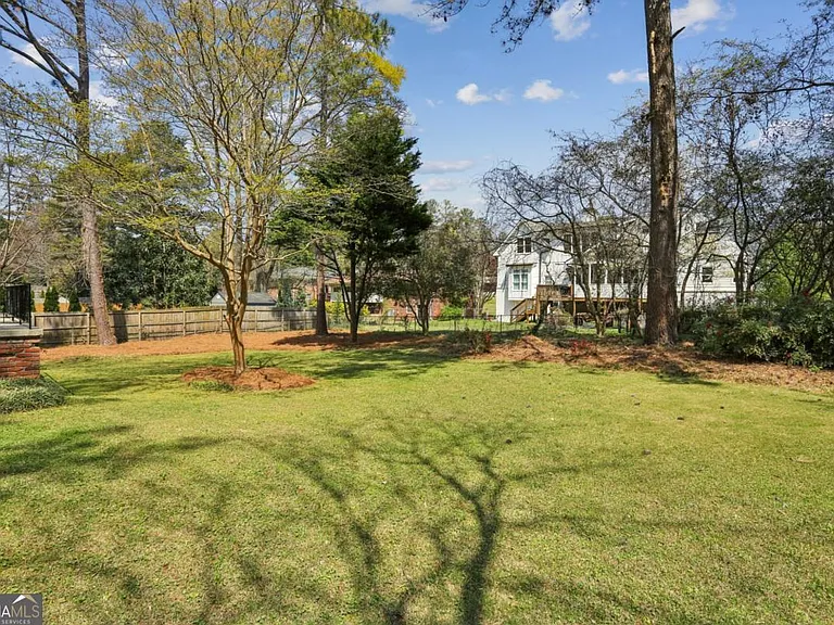 2888 Bonanza Dr — Photo 29