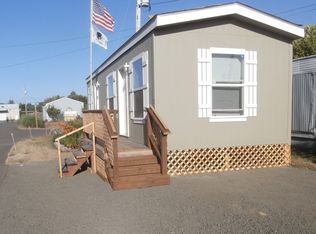 180 N 8th St #1, Lakeside, OR 97449