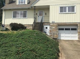 819 Carroll Rd, Charleston, WV 25314