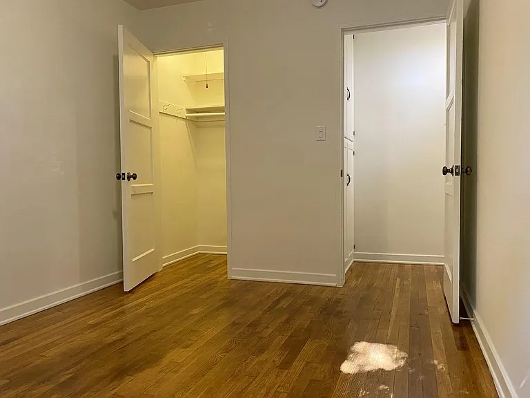 1862 N Kingsley Dr — Photo 9