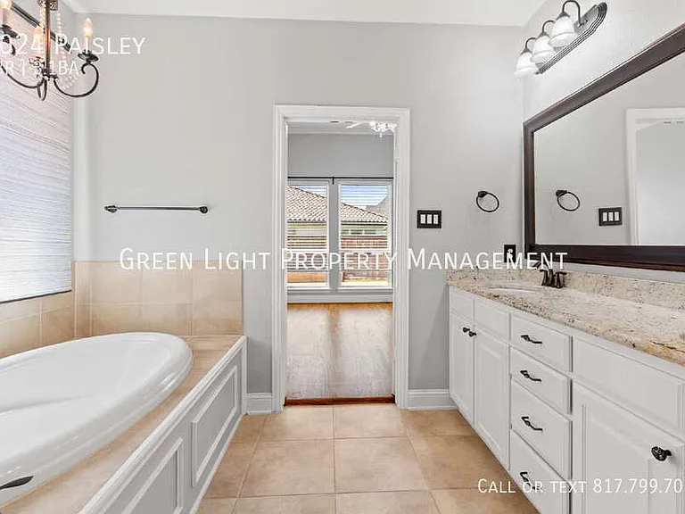 8024 Paisley Colony — Photo 37