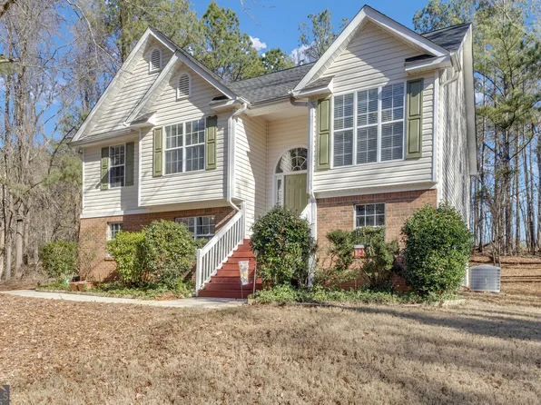 45 Ashley Woods Dr, Newnan, GA 30263