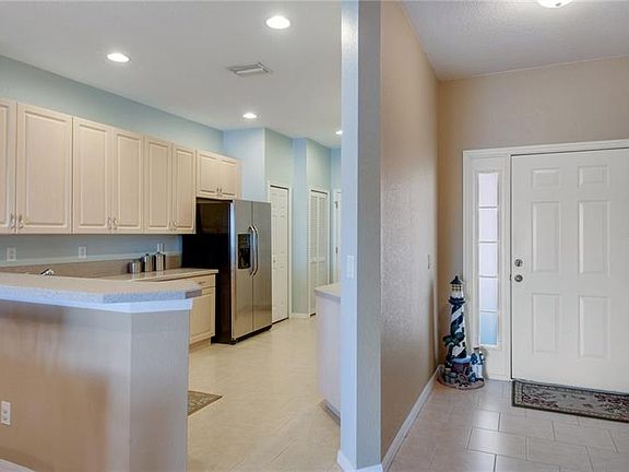 4th image of 11553 Captiva Kay Dr