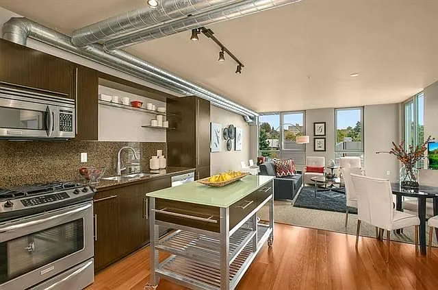 1 bed, 738 sqft, $2,850 — Photo 1