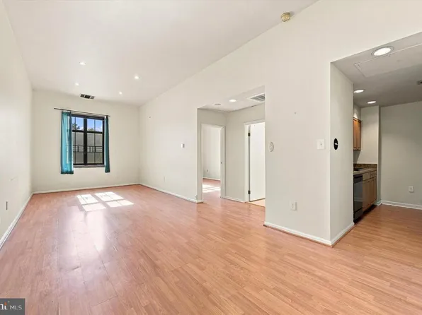 1601 Spring Garden St APT M114, Philadelphia, PA 19130