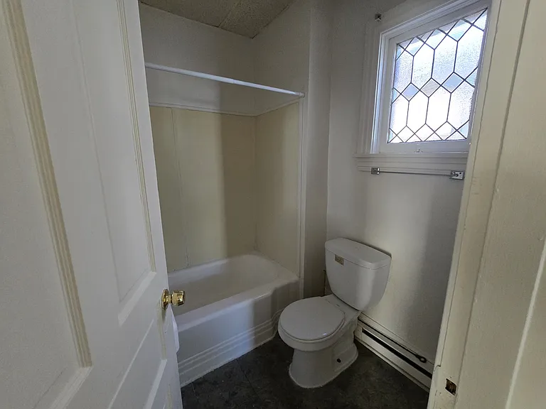 61 E Main St #4 — Photo 6