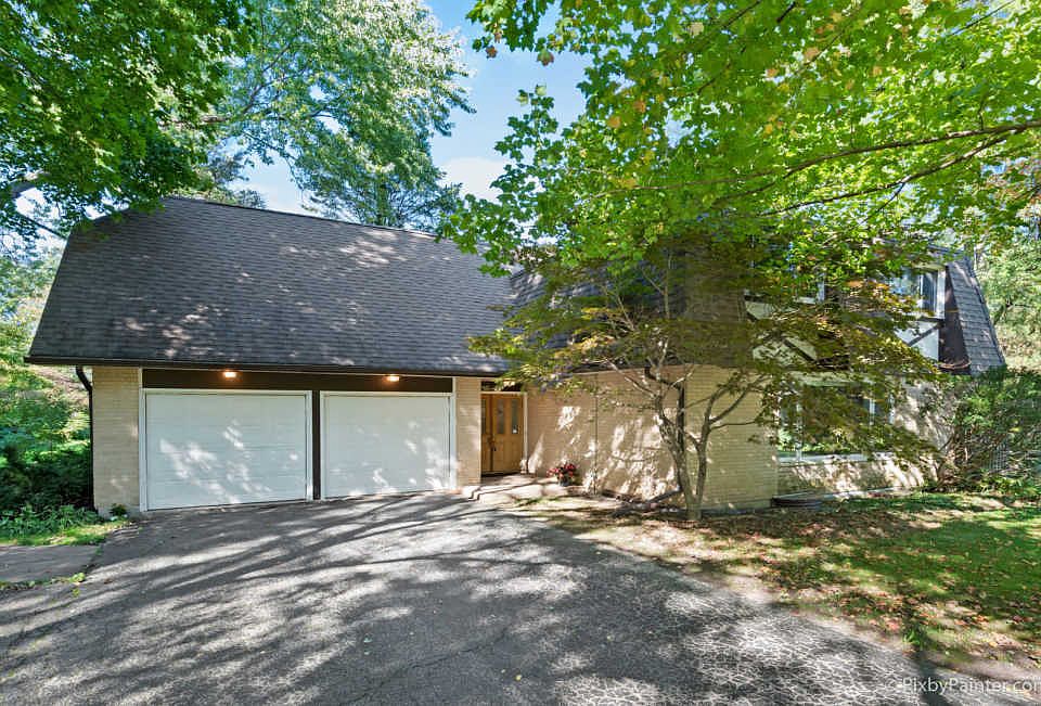 1st image of 28668 W Park Dr