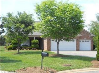 134 Old Course Dr, Advance, NC 27006