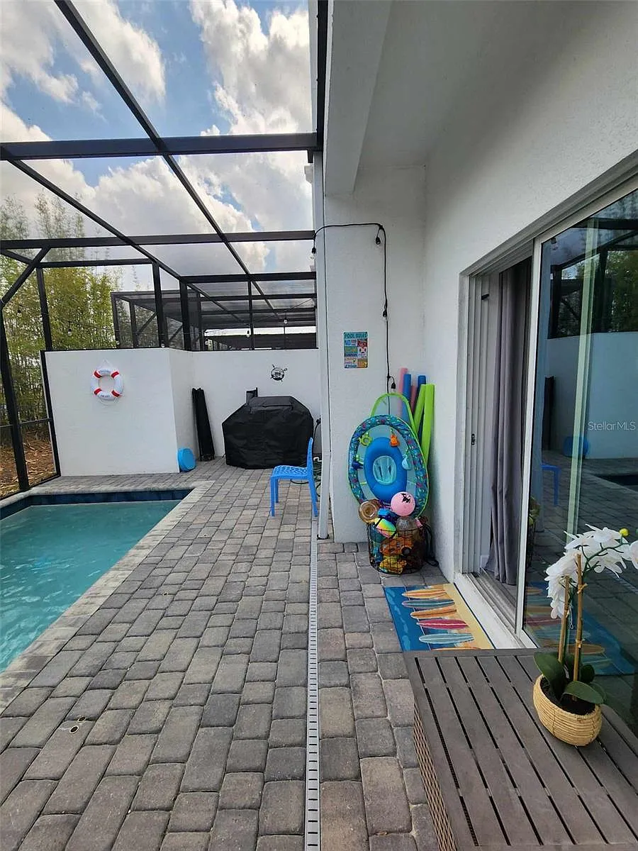Building Photo - 312 Famagusta Dr